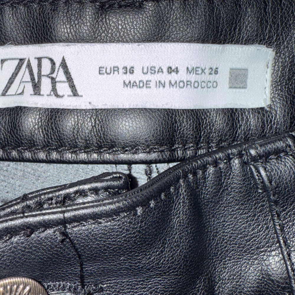 🖤 ZARA Faux Leather Straight Pants | Size 4 | Black Vegan Leather - Picture 10 of 12